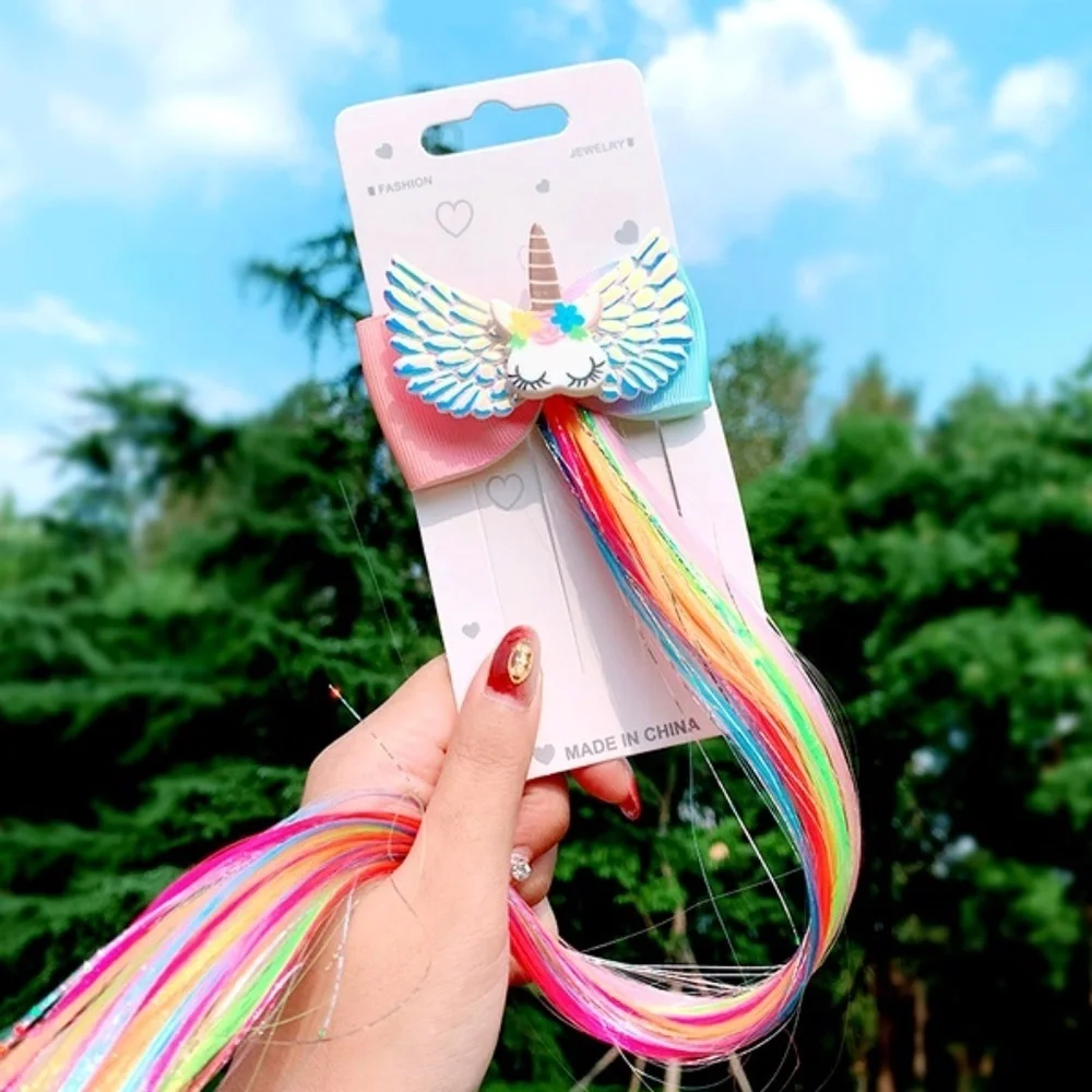 4- BEAUTIFUL UNICORNS /BOWS HAIR CLIPS